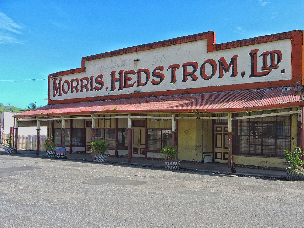  Morris Hedstrom, Ltd