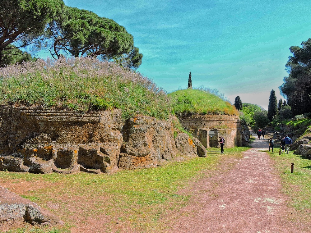  Etruscan Tombs